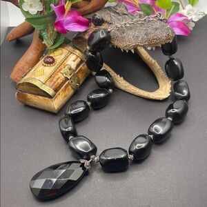Barse black obsidian and glass pendant necklace B59